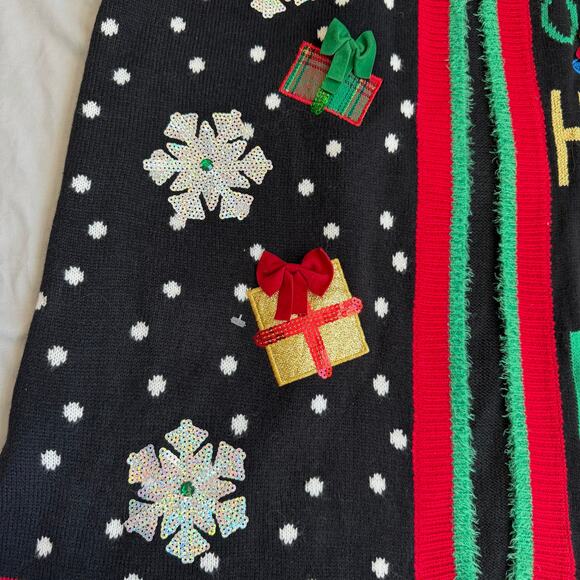 Celebrate Together Black Textured Christmas Sweater Vest- 2XL - Picture 6 of 9